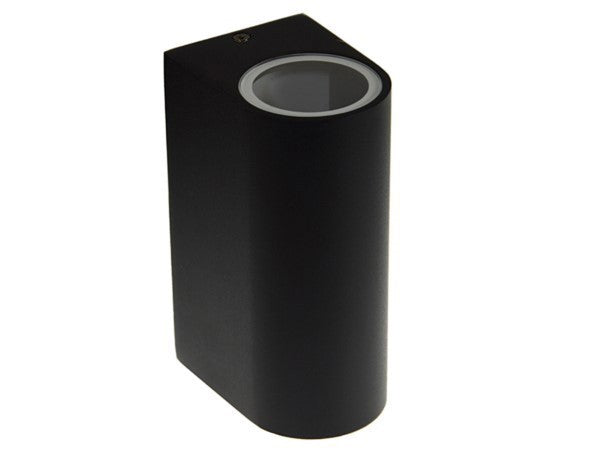 Eine moderne schwarze Außenwandleuchte mit zylindrischer Form