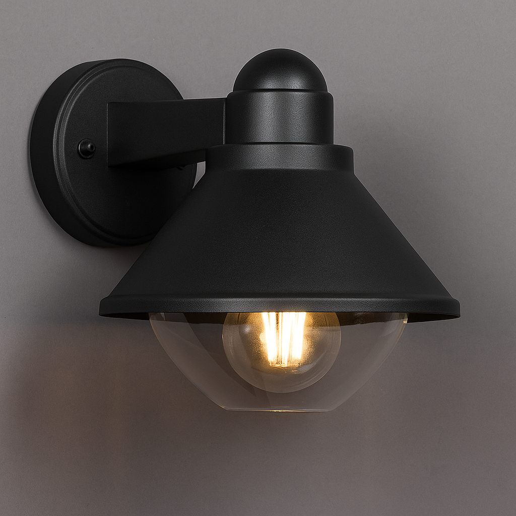 Retro Außenwandleuchte mit klarem Glas an einer Wand montiert