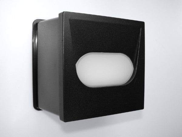 Moderne Außenwandlampe in schwarzem Gehäuse mit geometrischem Design